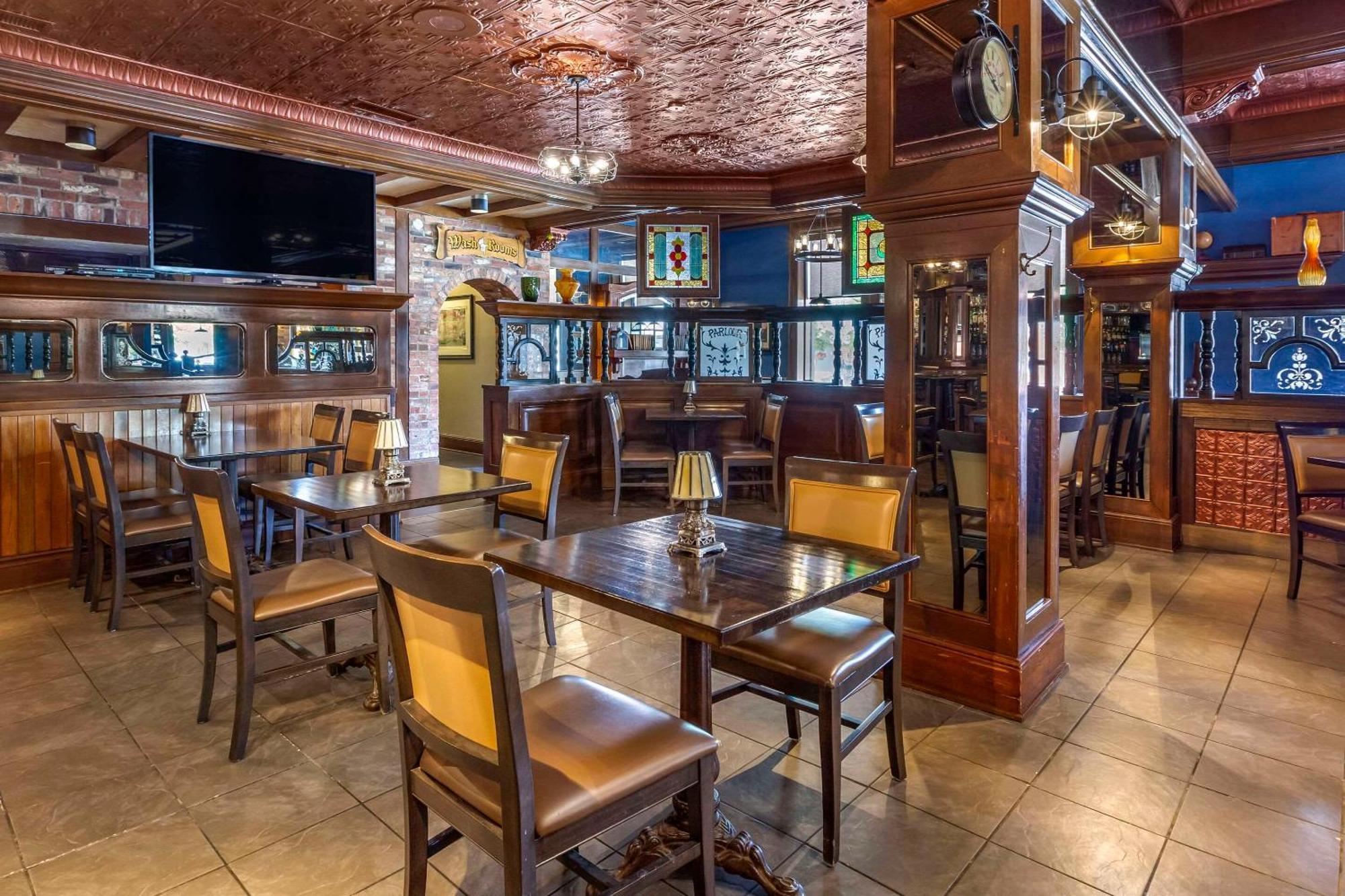 The Parlour Inn Ascend Hotel Collection Стратфорд Экстерьер фото