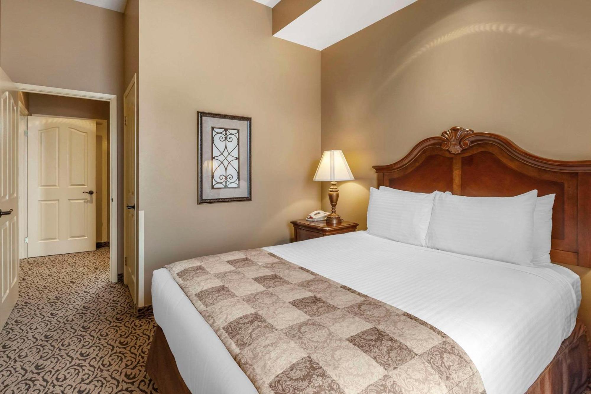 The Parlour Inn Ascend Hotel Collection Стратфорд Экстерьер фото