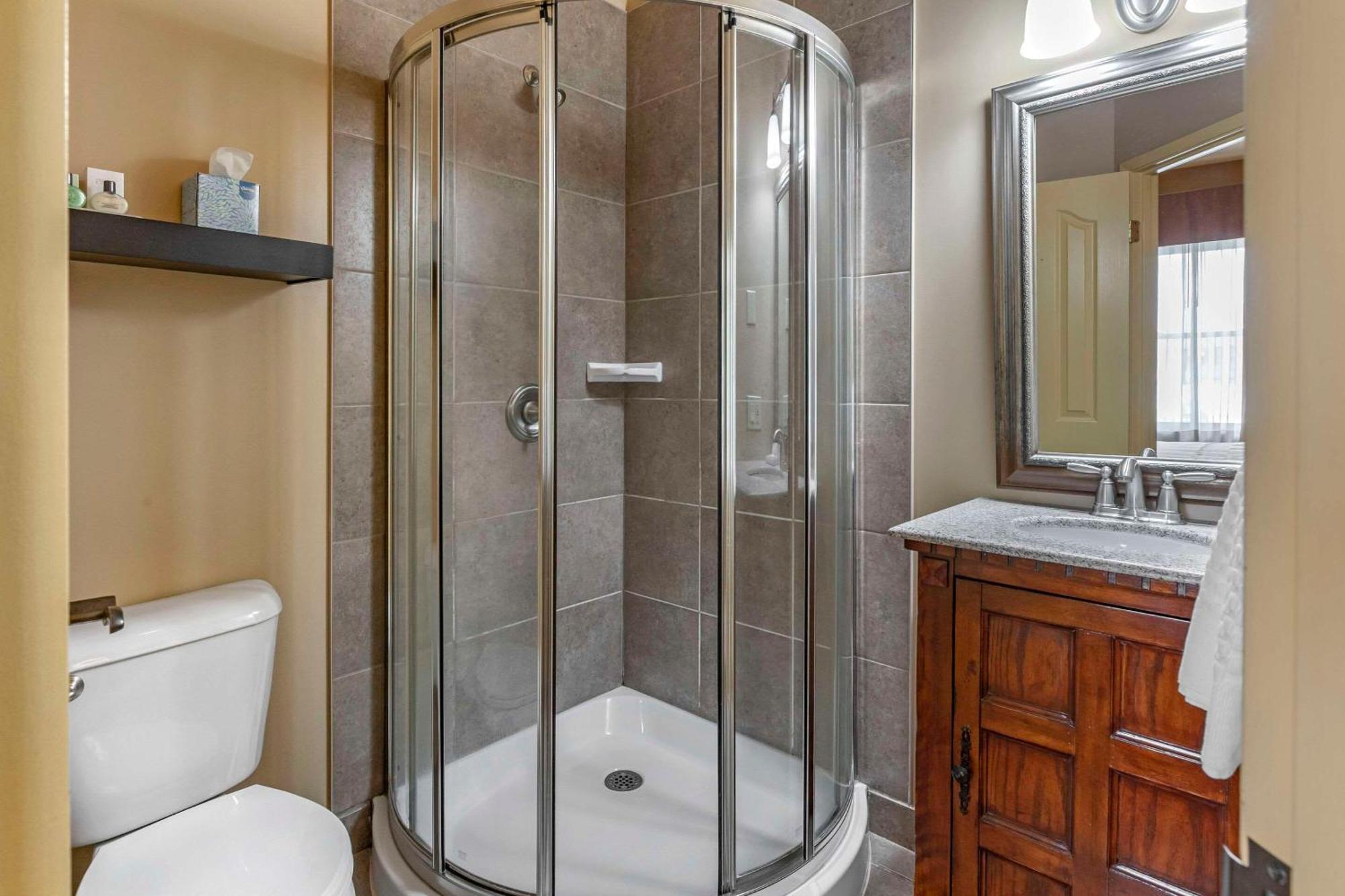 The Parlour Inn Ascend Hotel Collection Стратфорд Экстерьер фото