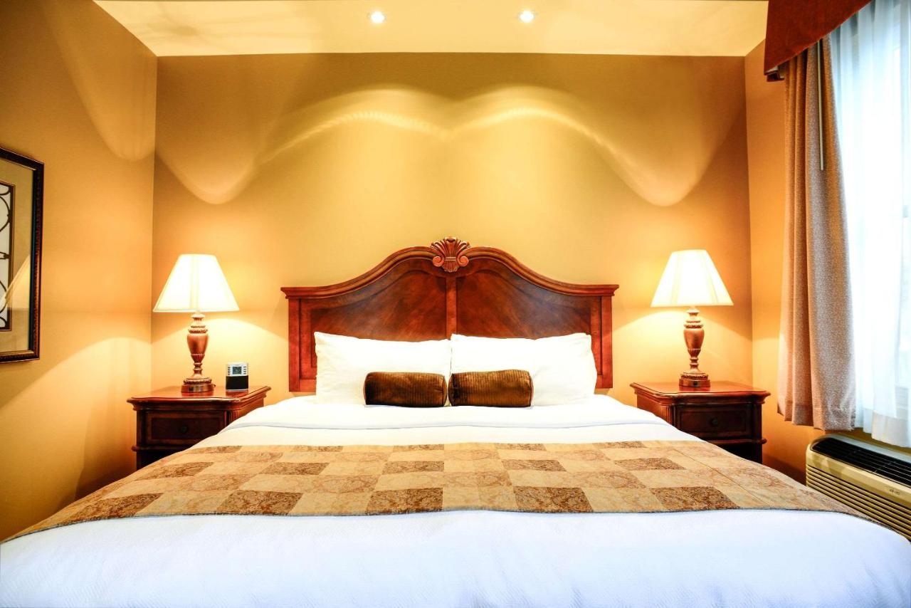 The Parlour Inn Ascend Hotel Collection Стратфорд Экстерьер фото